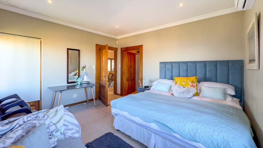 7 Bedroom Property for Sale in Moquini Coastal Estate Western Cape